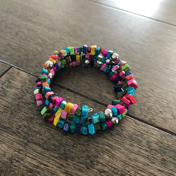 ๐2/$15 free shipping Fun triple wrap bracelet - Picture 1 of 4